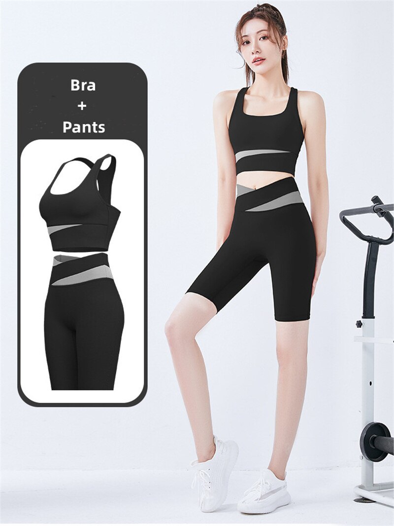 Splicing Design with Two Colors Sportswear (Bra+Pant) for Women/Gym Wear/Sports Bra and short Pant/Short Set