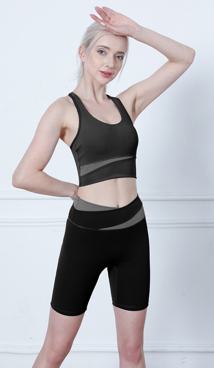 Splicing Design with Two Colors Sportswear (Bra+Pant) for Women/Gym Wear/Sports Bra and short Pant/Short Set