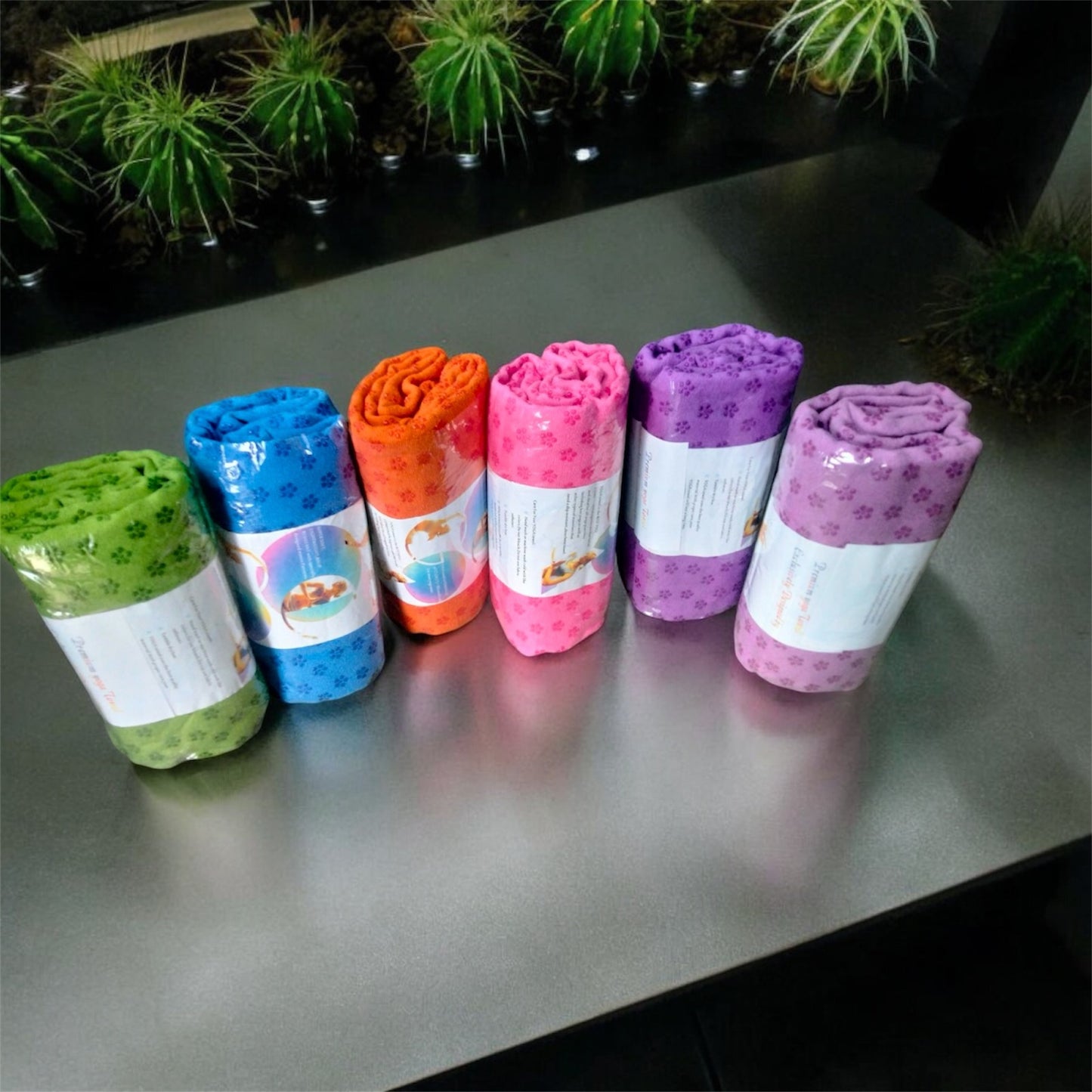 Sweat Absorbent Non-Slip Yoga Mat Towel for Pilates/Yoga and Workout Washable