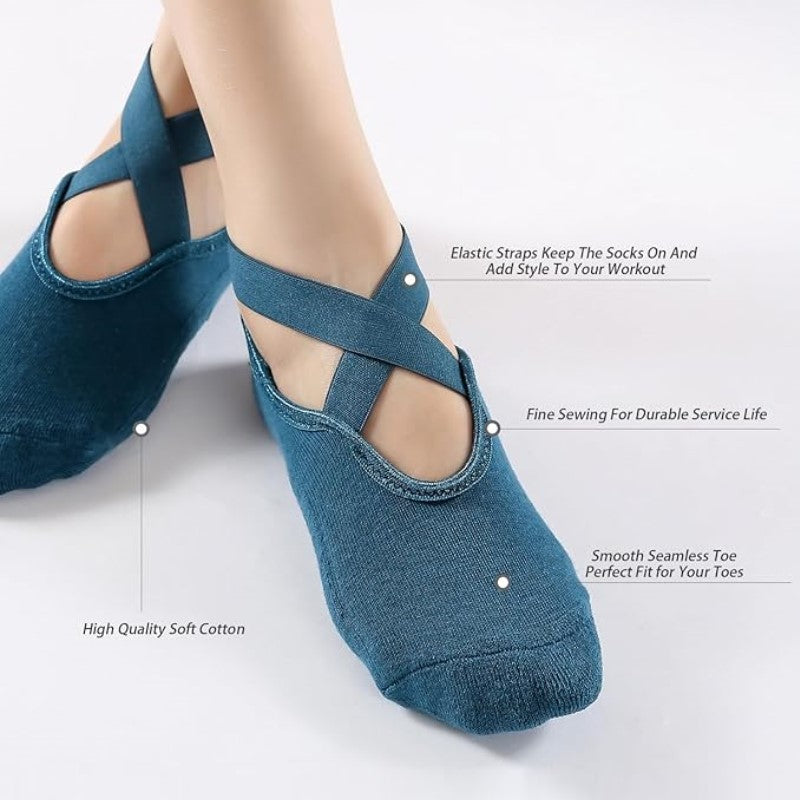 Non-Slip Yoga Socks with grips/ Pilates/ Fitness/ Ballet / Yoga Socks(SK10)